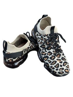 La Sheelah Flow 19 Sneakers Women 8.5 Leopard Print Sock Slip On Mesh Air Bubble